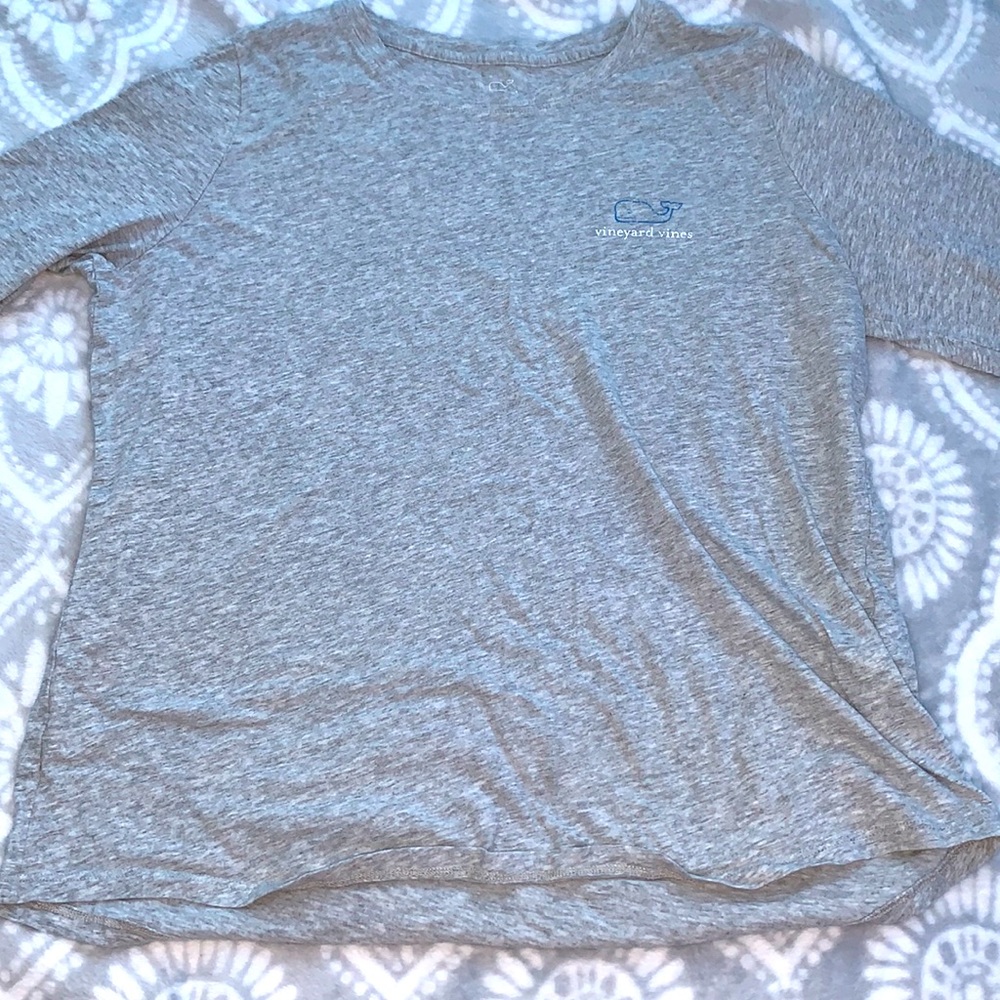 Grey Vineyard Vines Tee